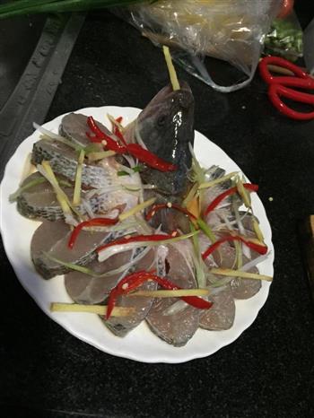 开屏鲈鱼怎么做，开屏鲈鱼怎么做好吃，开屏鲈鱼做法