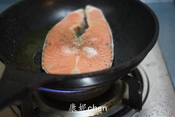 柠香三文鱼扒怎么做，柠香三文鱼扒怎么做好吃，柠香三文鱼扒做法