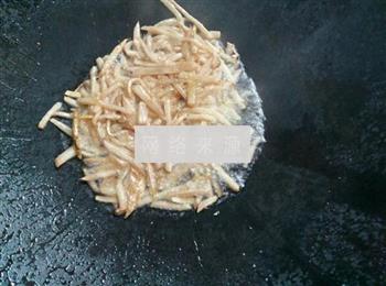酸菜鲫鱼汤怎么做，酸菜鲫鱼汤怎么做好吃，酸菜鲫鱼汤做法
