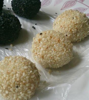 芝麻糯米团怎么做，芝麻糯米团怎么做好吃，芝麻糯米团做法