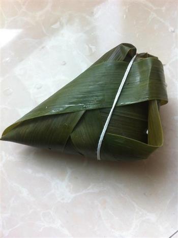 家庭自制糯米红豆粽子怎么做，家庭自制糯米红豆粽子怎么做好吃，家庭自制糯米红豆粽子做法