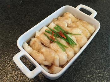龙利鱼蒸金针菇怎么做，龙利鱼蒸金针菇怎么做好吃，龙利鱼蒸金针菇做法