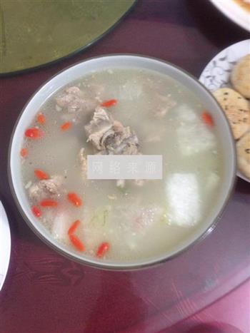 薏米冬瓜排骨汤怎么做，薏米冬瓜排骨汤怎么做好吃，薏米冬瓜排骨汤做法