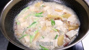 腊味河蚌豆腐怎么做，腊味河蚌豆腐怎么做好吃，腊味河蚌豆腐做法