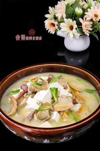 腊味河蚌豆腐怎么做，腊味河蚌豆腐怎么做好吃，腊味河蚌豆腐做法