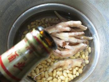 鸡爪黄豆汤怎么做，鸡爪黄豆汤怎么做好吃，鸡爪黄豆汤做法