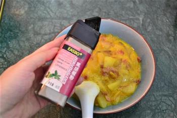 马铃薯培根小饼怎么做，马铃薯培根小饼怎么做好吃，马铃薯培根小饼做法
