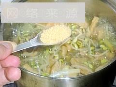皖北地方小吃-黄豆芽煮豆泡怎么做，皖北地方小吃-黄豆芽煮豆泡怎么做好吃，皖北地方小吃-黄豆芽煮豆泡做法