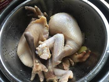 鸡枞菌土鸡汤怎么做，鸡枞菌土鸡汤怎么做好吃，鸡枞菌土鸡汤做法
