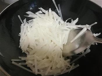 萝卜丝汆肉丸汤怎么做，萝卜丝汆肉丸汤怎么做好吃，萝卜丝汆肉丸汤做法