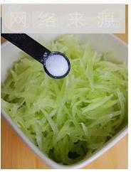 酸辣莴笋虾怎么做，酸辣莴笋虾怎么做好吃，酸辣莴笋虾做法