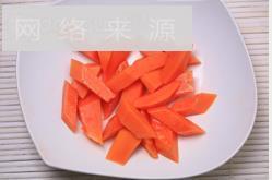 牛奶木瓜炖鱼怎么做，牛奶木瓜炖鱼怎么做好吃，牛奶木瓜炖鱼做法