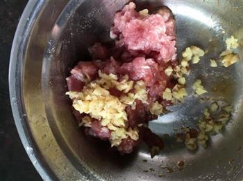 蛋饺生菜清汤怎么做，蛋饺生菜清汤怎么做好吃，蛋饺生菜清汤做法