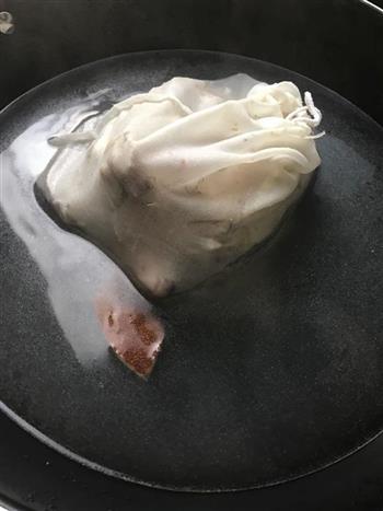 粉葛果皮鲮鱼尾老火汤怎么做，粉葛果皮鲮鱼尾老火汤怎么做好吃，粉葛果皮鲮鱼尾老火汤做法