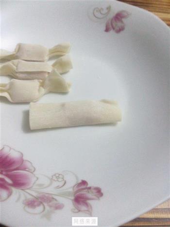 火腿肠香酥糖果怎么做，火腿肠香酥糖果怎么做好吃，火腿肠香酥糖果做法