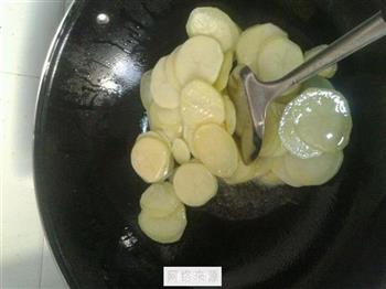 蒜泥土豆怎么做，蒜泥土豆怎么做好吃，蒜泥土豆做法