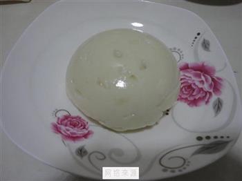 椰香牛奶凉糕怎么做，椰香牛奶凉糕怎么做好吃，椰香牛奶凉糕做法