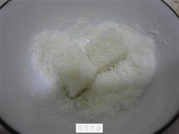 椰香牛奶凉糕怎么做，椰香牛奶凉糕怎么做好吃，椰香牛奶凉糕做法