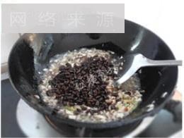 蒜蓉香菇黑豆怎么做，蒜蓉香菇黑豆怎么做好吃，蒜蓉香菇黑豆做法