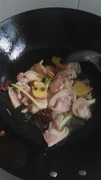 暖心羊头汤怎么做，暖心羊头汤怎么做好吃，暖心羊头汤做法