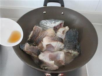 黑鱼汤怎么做，黑鱼汤怎么做好吃，黑鱼汤做法