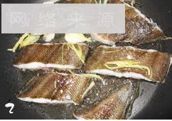 啤酒酱焖踏板鱼怎么做，啤酒酱焖踏板鱼怎么做好吃，啤酒酱焖踏板鱼做法