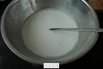 红豆牛奶软糕怎么做，红豆牛奶软糕怎么做好吃，红豆牛奶软糕做法