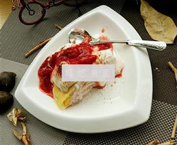 草莓千层怎么做，草莓千层怎么做好吃，草莓千层做法