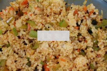 鸡翅包饭怎么做，鸡翅包饭怎么做好吃，鸡翅包饭做法