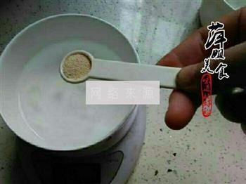 甜甜面包圈怎么做，甜甜面包圈怎么做好吃，甜甜面包圈做法