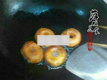 甜甜面包圈怎么做，甜甜面包圈怎么做好吃，甜甜面包圈做法