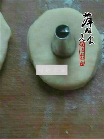 甜甜面包圈怎么做，甜甜面包圈怎么做好吃，甜甜面包圈做法
