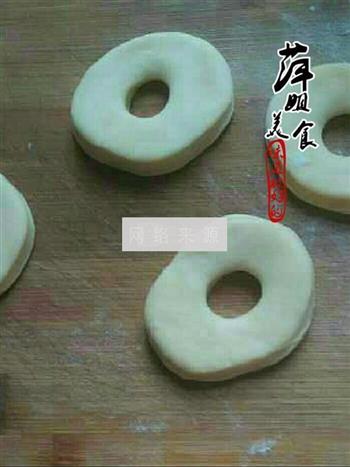 甜甜面包圈怎么做，甜甜面包圈怎么做好吃，甜甜面包圈做法