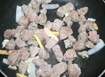 椰汁咖喱牛肉怎么做，椰汁咖喱牛肉怎么做好吃，椰汁咖喱牛肉做法