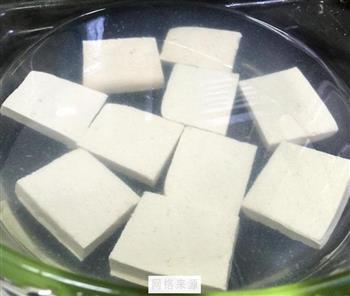 双面香煎豆腐黄怎么做，双面香煎豆腐黄怎么做好吃，双面香煎豆腐黄做法