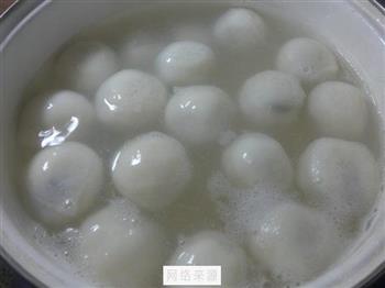芝麻猪油馅汤圆怎么做，芝麻猪油馅汤圆怎么做好吃，芝麻猪油馅汤圆做法