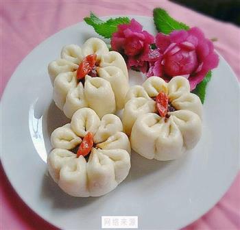 菊花豆沙包怎么做，菊花豆沙包怎么做好吃，菊花豆沙包做法