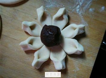 菊花豆沙包怎么做，菊花豆沙包怎么做好吃，菊花豆沙包做法
