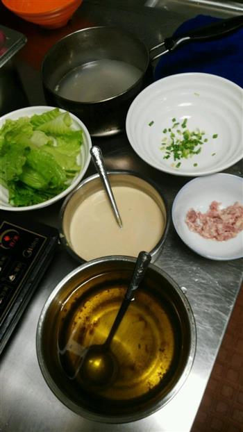 炸馄饨汤怎么做，炸馄饨汤怎么做好吃，炸馄饨汤做法