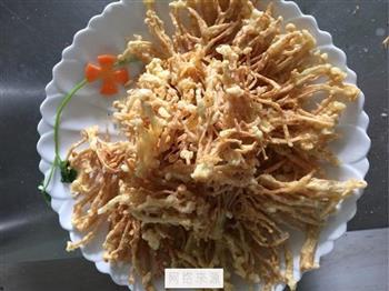 椒盐金针菇怎么做，椒盐金针菇怎么做好吃，椒盐金针菇做法