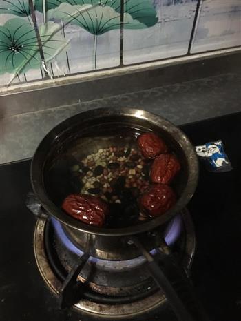 补肾祛湿汤怎么做，补肾祛湿汤怎么做好吃，补肾祛湿汤做法