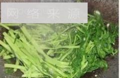 蛏子鱼露炒通菜怎么做，蛏子鱼露炒通菜怎么做好吃，蛏子鱼露炒通菜做法