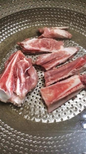 菜干眉豆红萝卜煲猪骨汤怎么做，菜干眉豆红萝卜煲猪骨汤怎么做好吃，菜干眉豆红萝卜煲猪骨汤做法