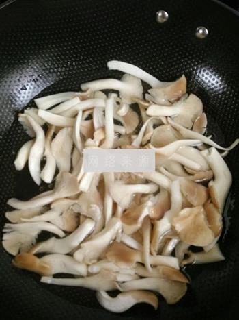 椒盐菇怎么做，椒盐菇怎么做好吃，椒盐菇做法