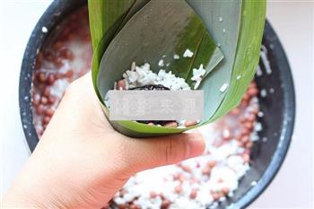 玫瑰花酱淋红豆枣粽怎么做，玫瑰花酱淋红豆枣粽怎么做好吃，玫瑰花酱淋红豆枣粽做法