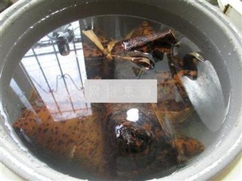 腊肉咸蛋黄糯米粽怎么做，腊肉咸蛋黄糯米粽怎么做好吃，腊肉咸蛋黄糯米粽做法