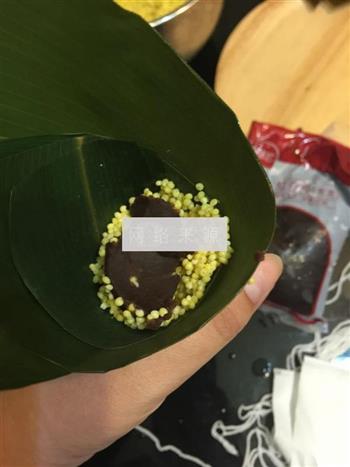 黄色的粽子怎么做，黄色的粽子怎么做好吃，黄色的粽子做法