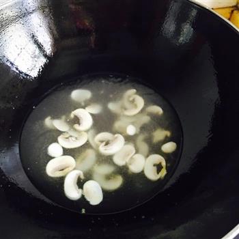 蘑菇肉末羹清淡怎么做，蘑菇肉末羹清淡怎么做好吃，蘑菇肉末羹清淡做法