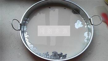 自做凉皮怎么做，自做凉皮怎么做好吃，自做凉皮做法
