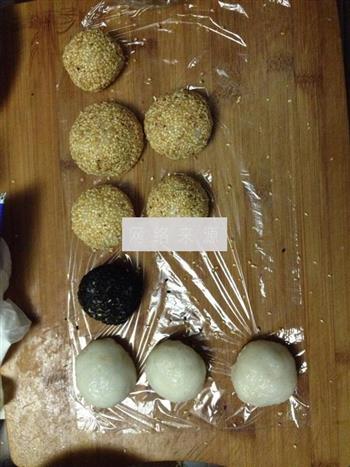 面包机版糯米麻团怎么做，面包机版糯米麻团怎么做好吃，面包机版糯米麻团做法